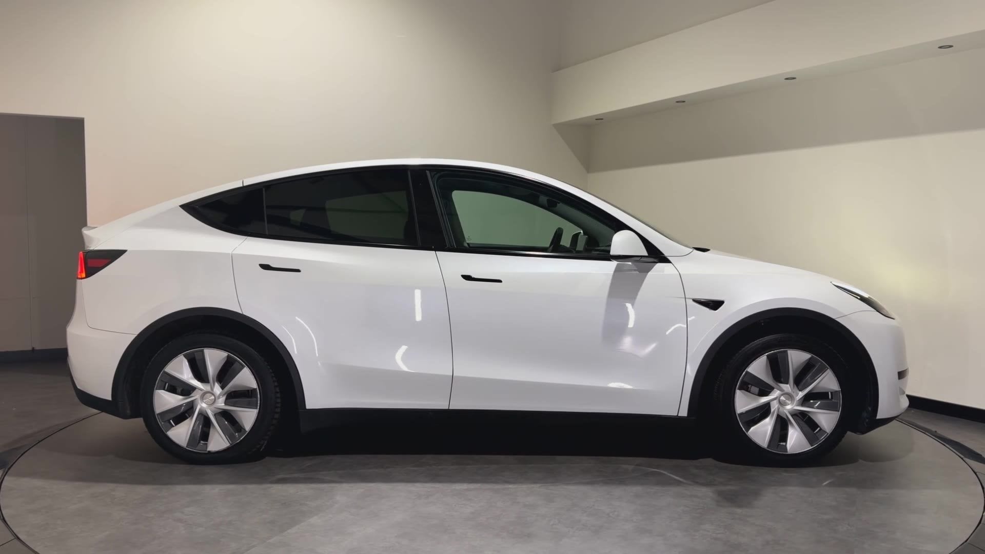 Tesla Model Y RWD 58 kWh | SOH 92,2 % | Cruise Control Adapt, Auto's, Automaat, Gebruikt, Met garantie (alle), 327 min