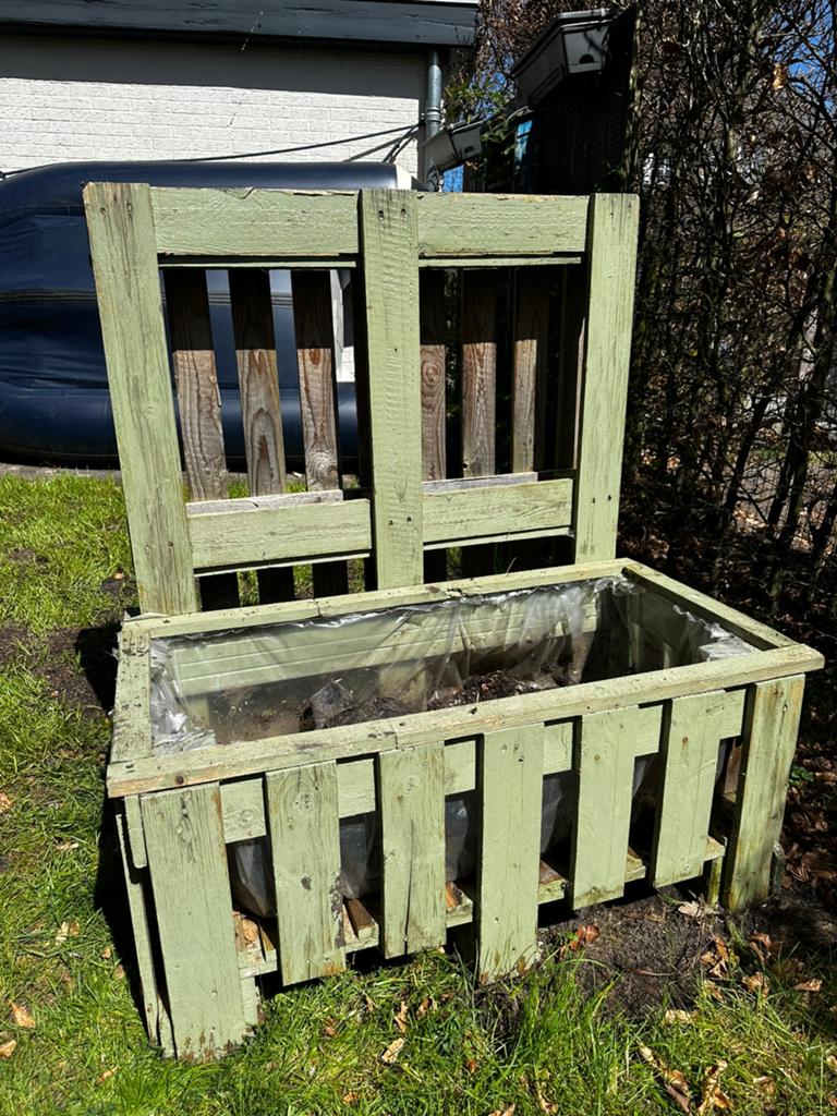 houten bloembak gemaakt van pallets GRATIS, Ophalen, Zo goed als nieuw, Minder dan 50 cm
