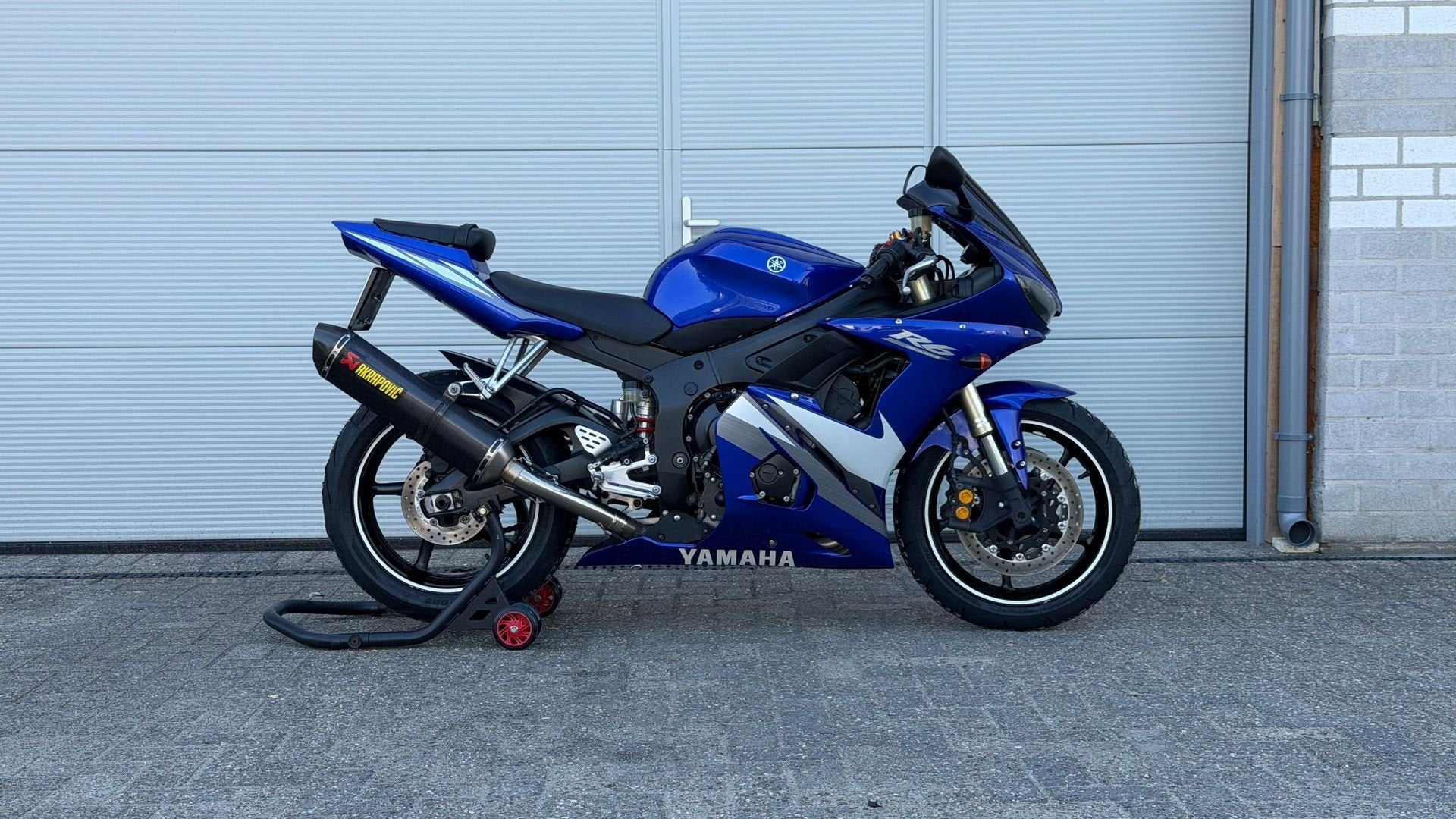 Yamaha R6 | RJ095 | Facelift | Akrapovic | 1e eigenaar | 35k