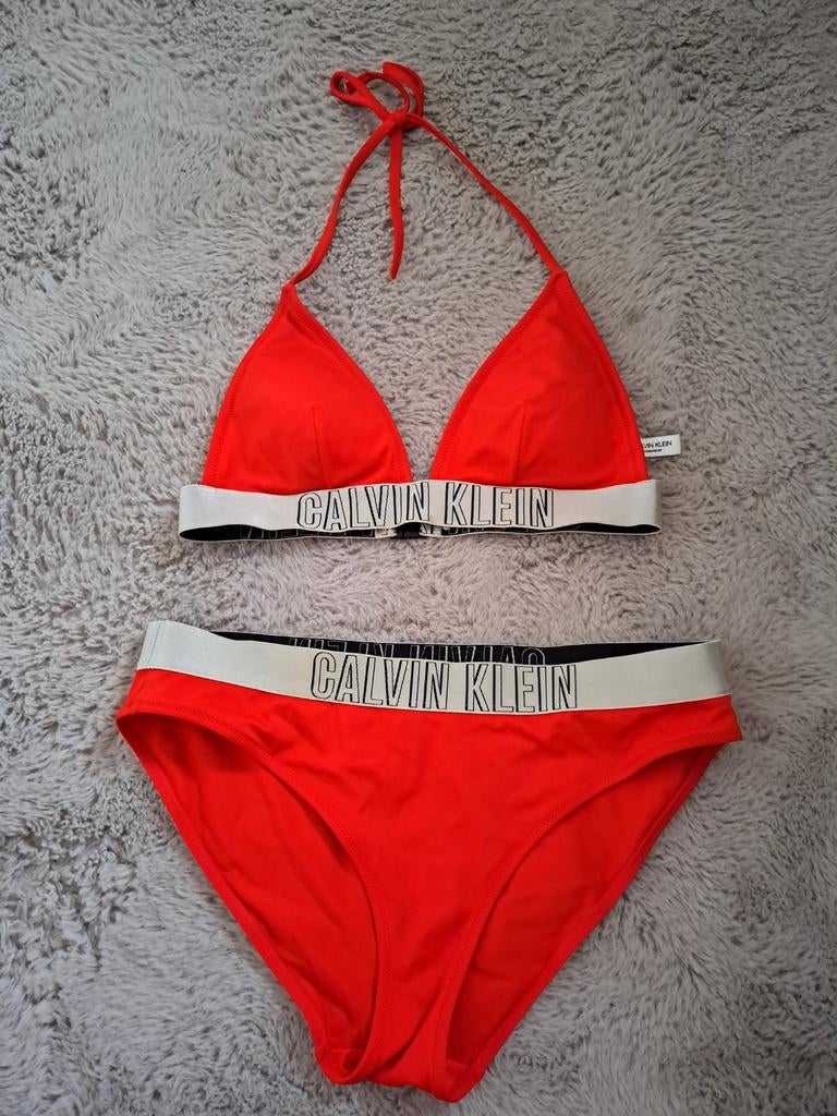 Calvin Klein Bikini - Rood - Maat S, Kleding | Dames, Badmode en Zwemkleding, Ophalen of Verzenden, Zo goed als nieuw, Bikini