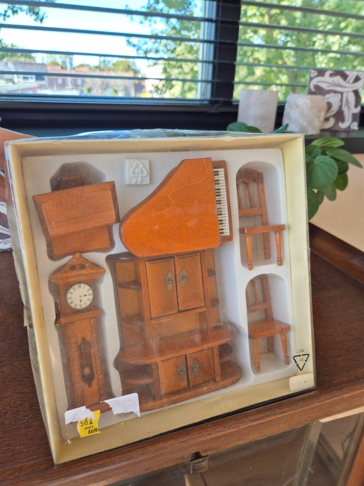 Miniatuur meubelset voor poppenhuis - Nieuw in doos, Ophalen of Verzenden, Nieuw, Overige typen
