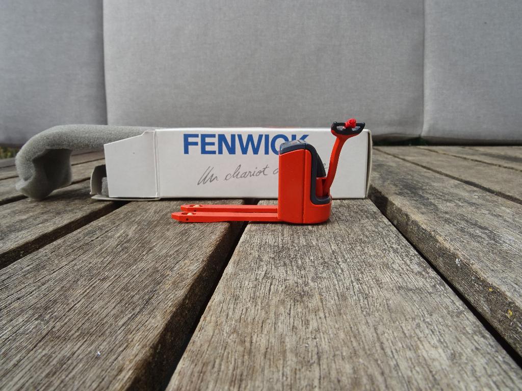 Fenwick (Linde) T16 palletruck miniatuur van metaal, Ophalen of Verzenden, Nieuw, Overige typen