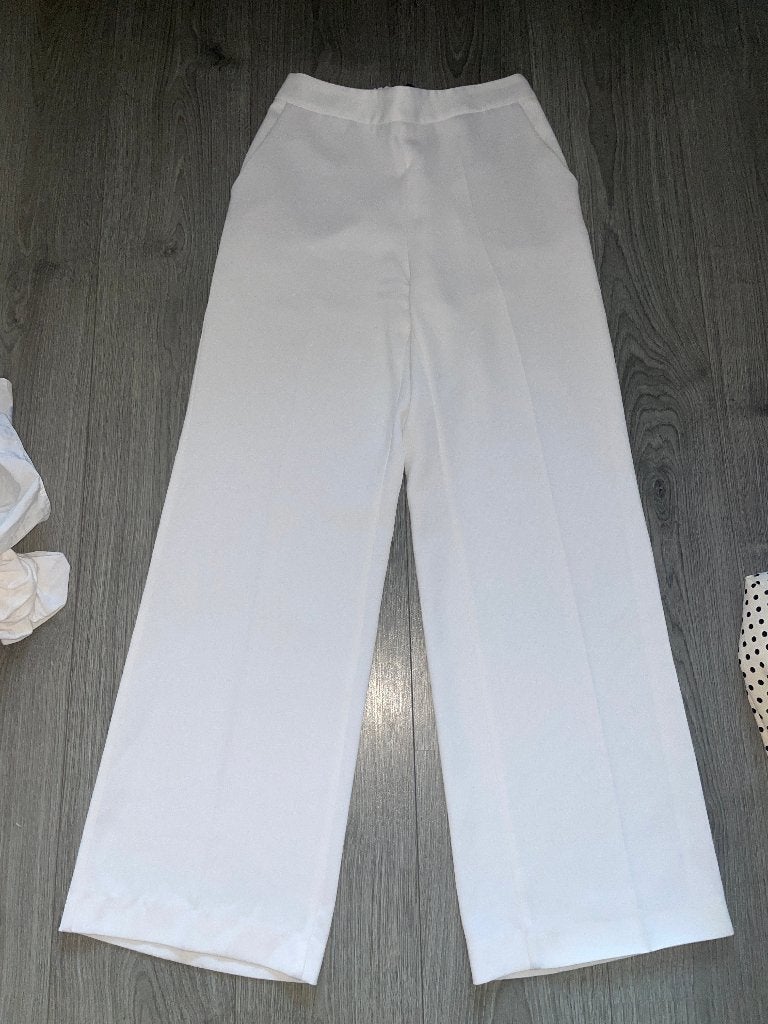 zara basic witte pantalon wide leg chino broek mt M, Maat 38/40 (M), Ophalen of Verzenden, Zo goed als nieuw, Lang