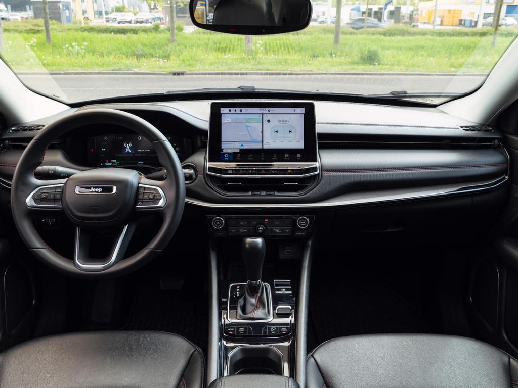 Jeep Compass 4xe 240 Plug-in Hybrid Electric Trailhawk|Panor, Automaat, Euro 6, 4 cilinders, Leder en Stof