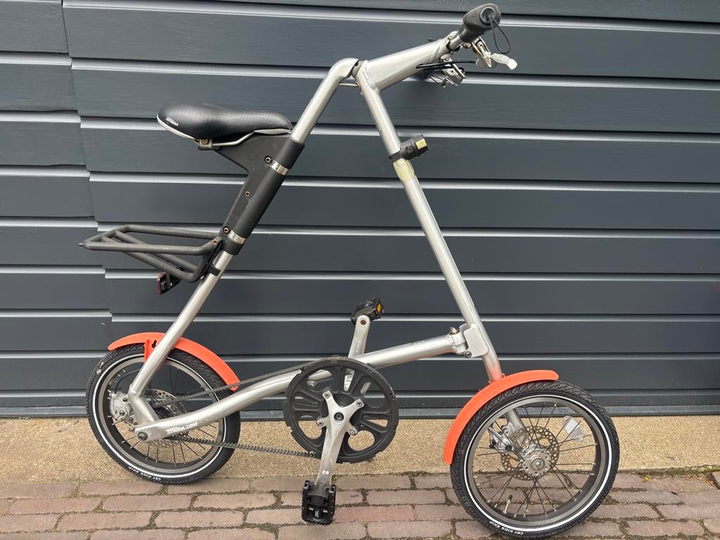 Strida vouwfiets - Compact en stijlvol, Fietsen en Brommers, Ophalen, Zo goed als nieuw, Elektrische step (E-scooter)