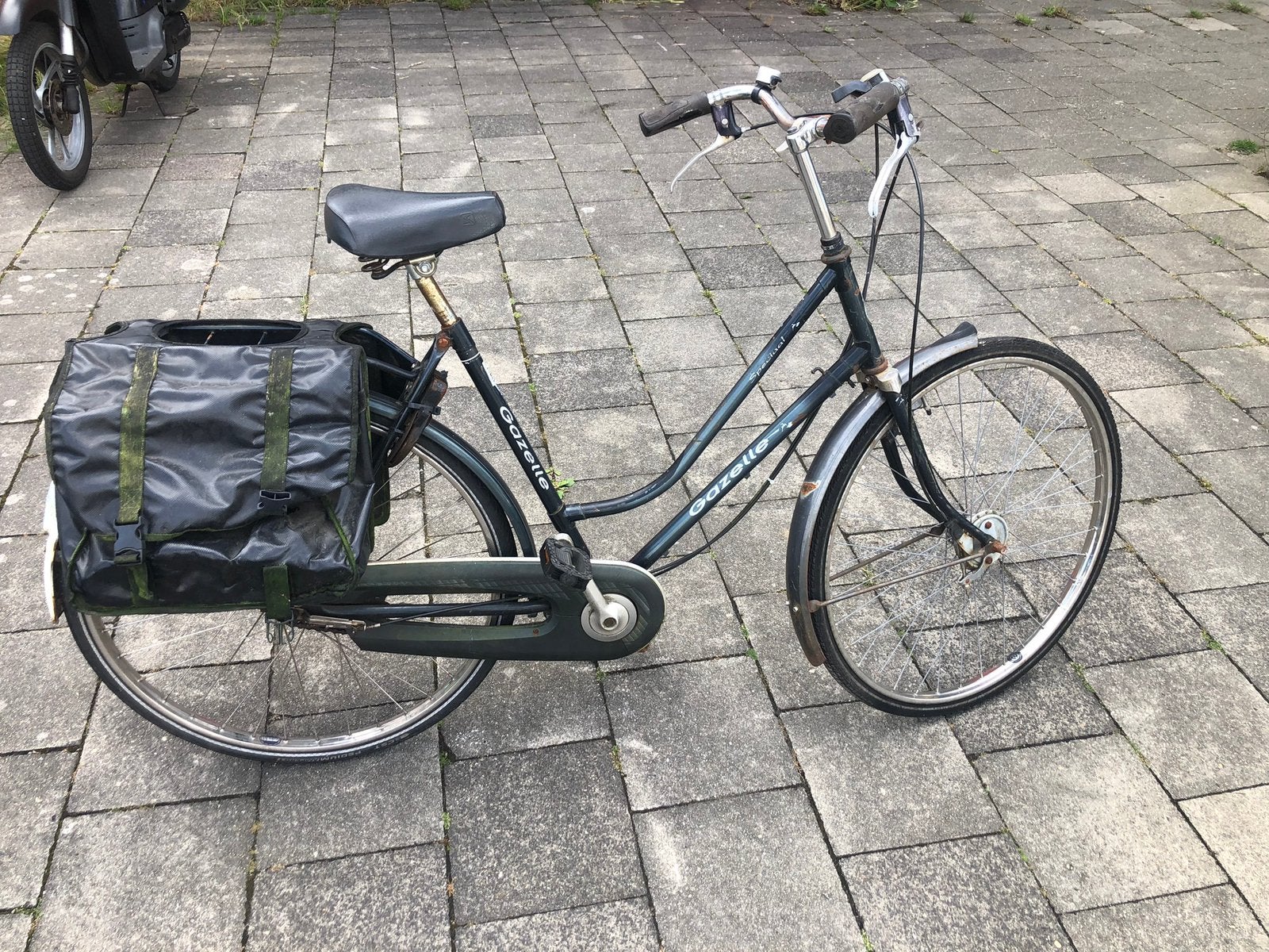 Damesfiets Gazelle, Ophalen, Versnellingen, Gazelle, Trommelrem