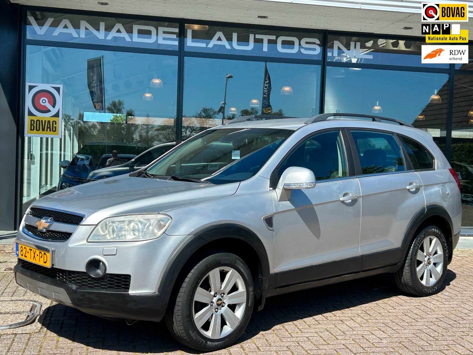 Chevrolet Captiva 3.2i Executive AWD Aut. 7-Pers! Leer App-C, Auto's, Chevrolet, 3195 cc, Gebruikt, Zwart, 2000 kg