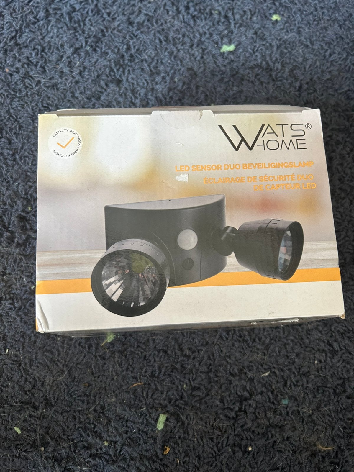 Lamp op sensor, Ophalen, Zo goed als nieuw, E27 (groot), Led-lamp