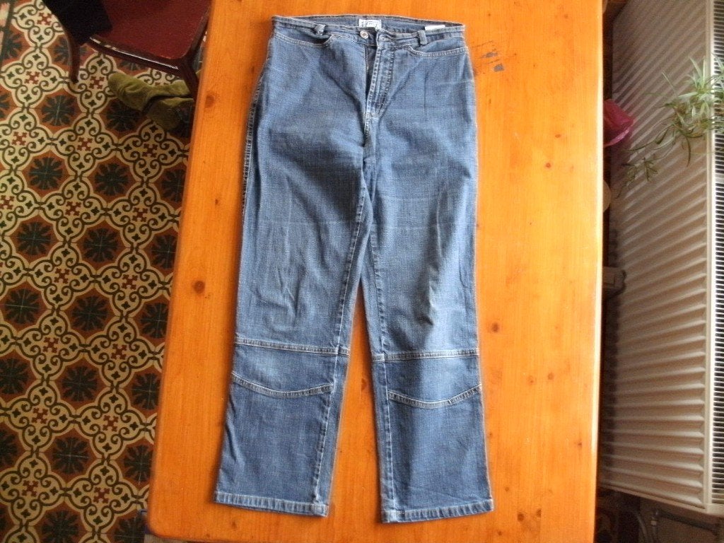 Driekwart spijkerbroek. Merk: Miss Etam Fitt. Maat 38., Blauw, Ophalen of Verzenden, Zo goed als nieuw, W30 - W32 (confectie 38/40)