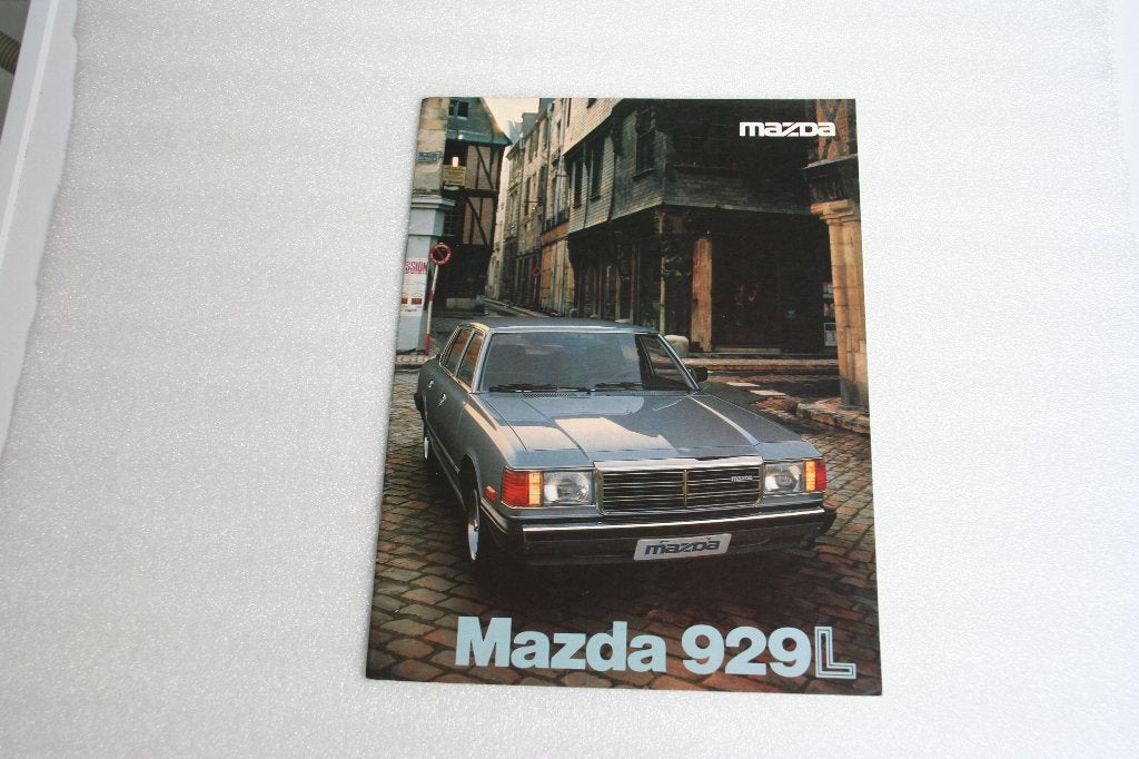 Folder Mazda 929L (09-1981) (40), Ophalen of Verzenden, Nieuw, Mazda