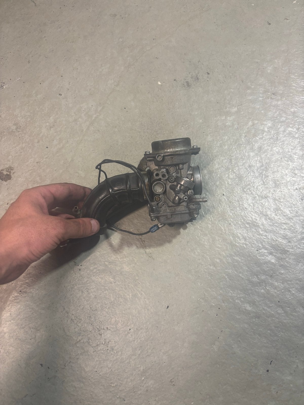 Vespa Carburateur 4V - Gebruikt, Fietsen en Brommers, Ophalen of Verzenden, Gebruikt, Carburateur, Vespa