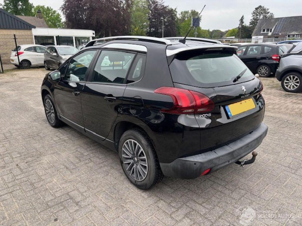 Peugeot 2008 1.2 PureTech ( km 39.855 Nap) (bj 2017), Auto diversen, Overige carrosserieën, Handgeschakeld, Benzine, Peugeot