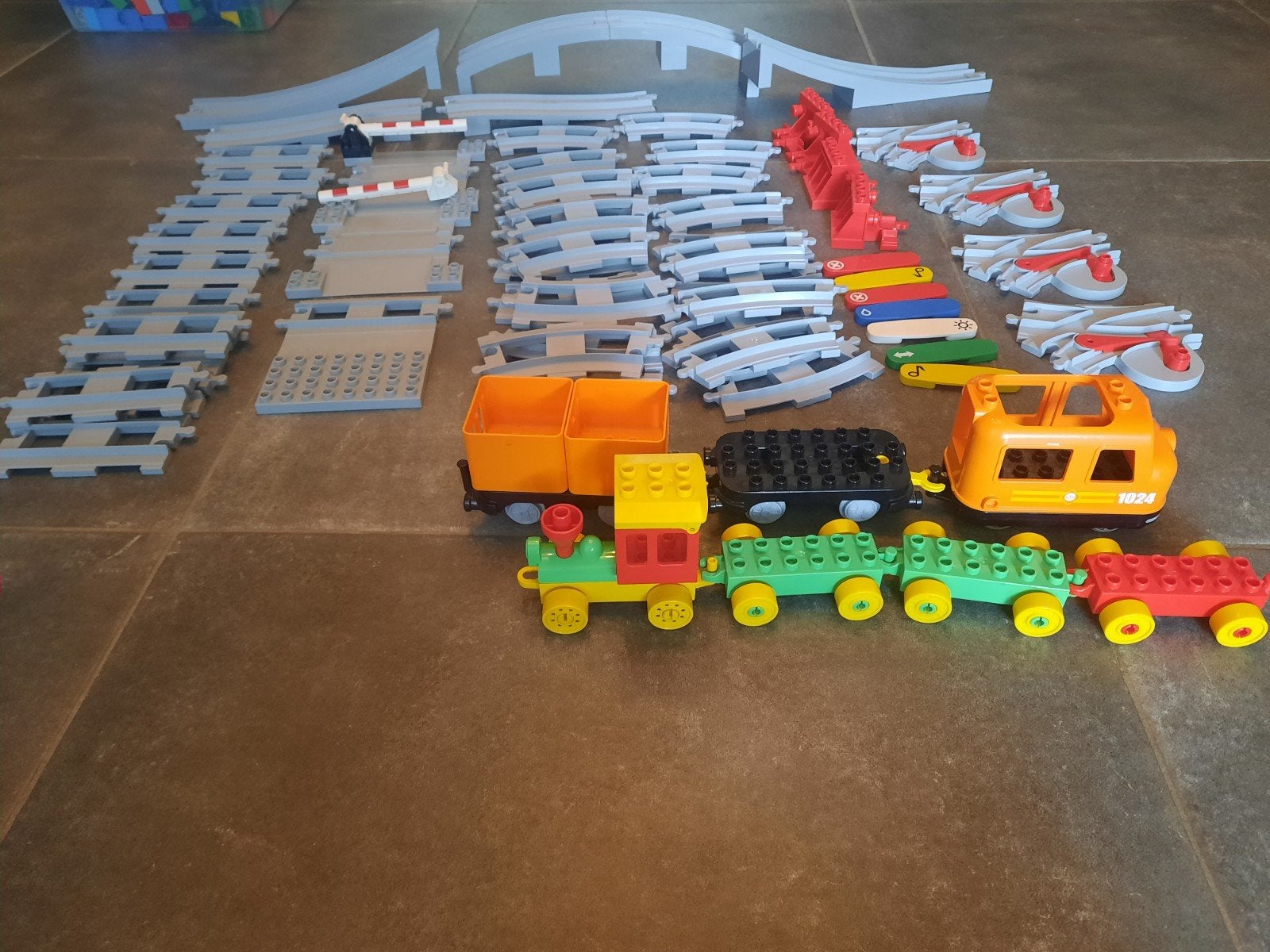 lego duplo goederentrein brug, Ophalen, Zo goed als nieuw