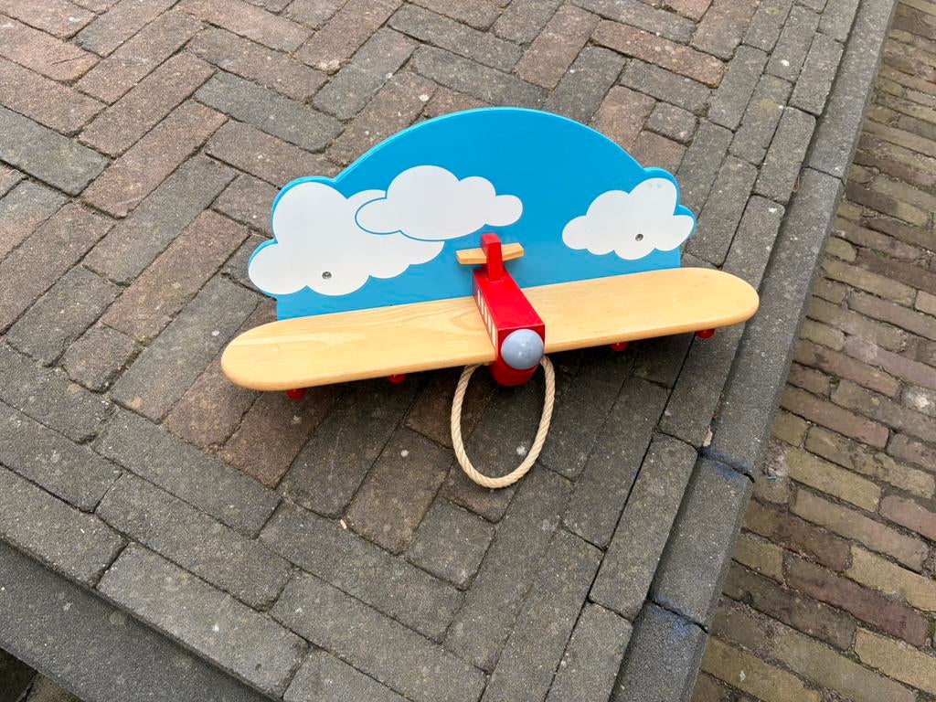 Kinder vliegtuig kapstok, Zo goed als nieuw, Minder dan 100 cm, Hout, Ophalen