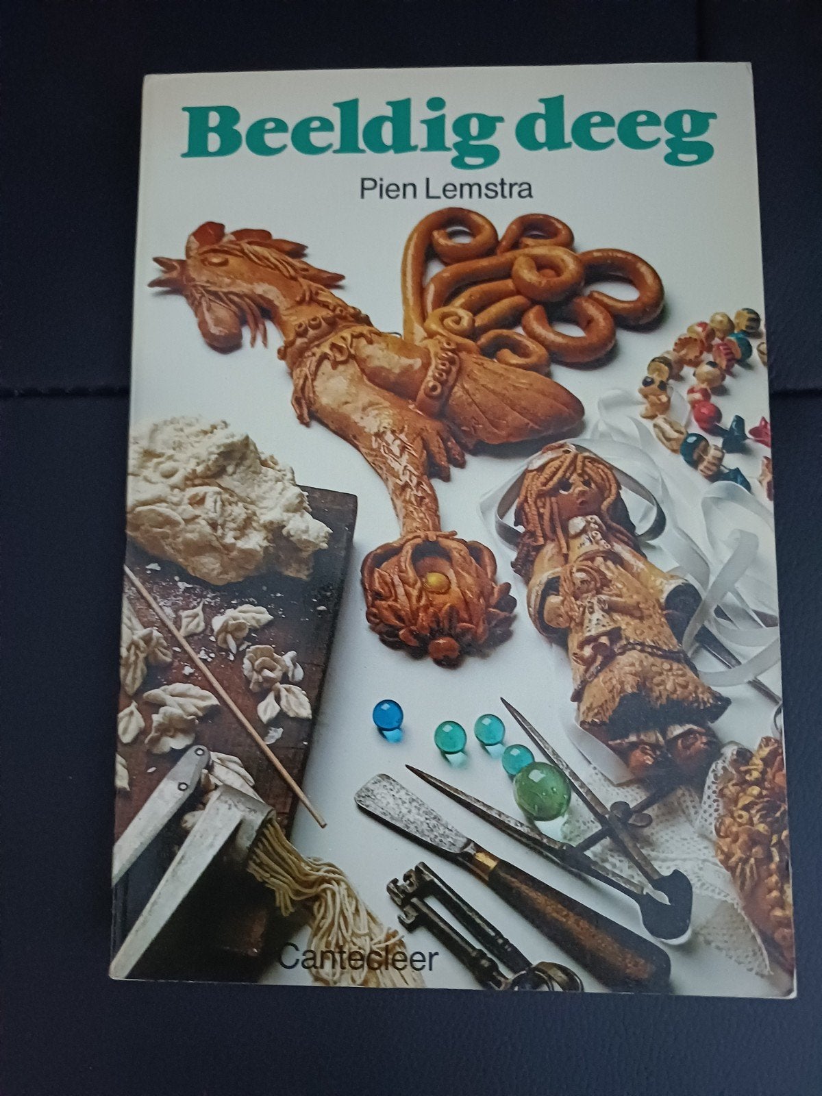 Beeldig deeg - Knutselen met deeg, Ophalen of Verzenden, Zo goed als nieuw, Pien Lemstra, Geschikt voor kinderen