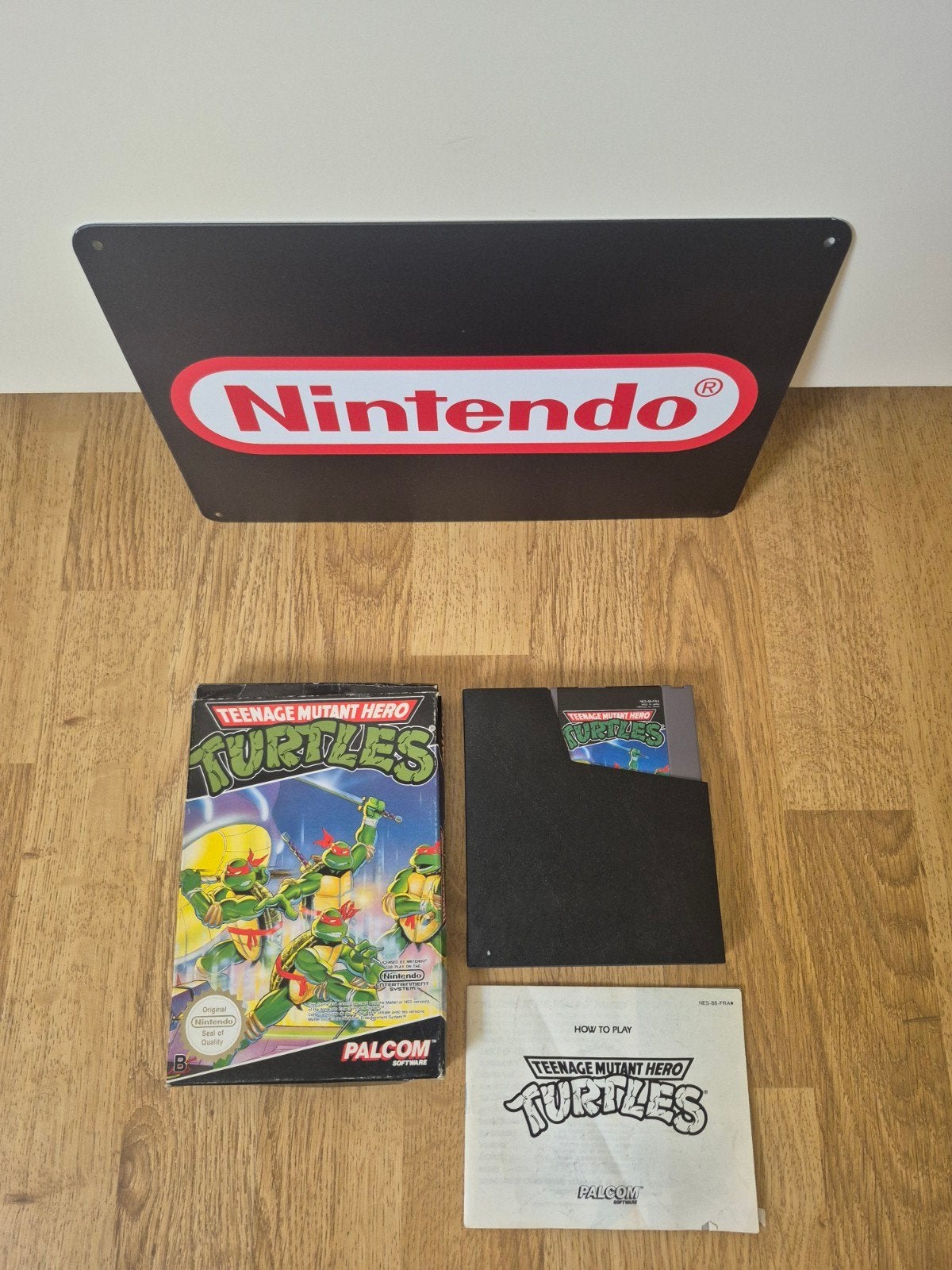 nintendo nes Teenage mutant hero turtles met doosje, Spelcomputers en Games, Avontuur en Actie, Gebruikt, 2 spelers, Ophalen of Verzenden