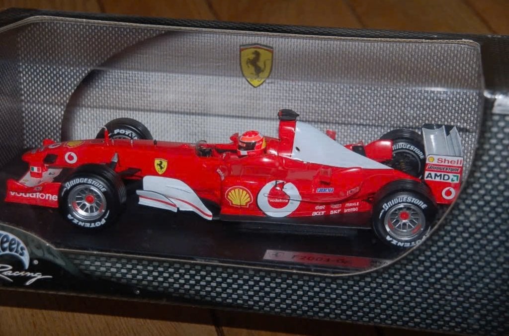 1:18 FERRARI F1 F2003GA M. Schumacher Hotwheels in box WRH, Hobby en Vrije tijd, Verzenden, Zo goed als nieuw, Auto, Hot Wheels