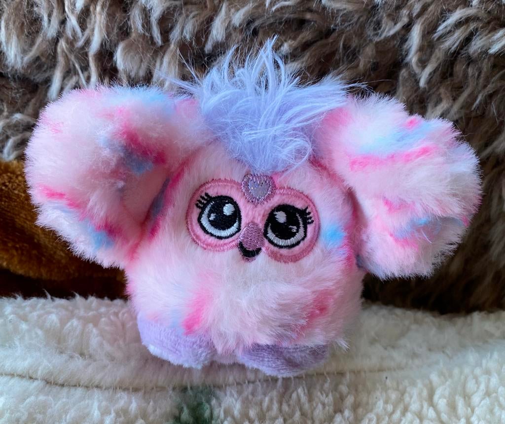 Klein Furby Knuffeltje, Ophalen of Verzenden, Nieuw, Overige typen