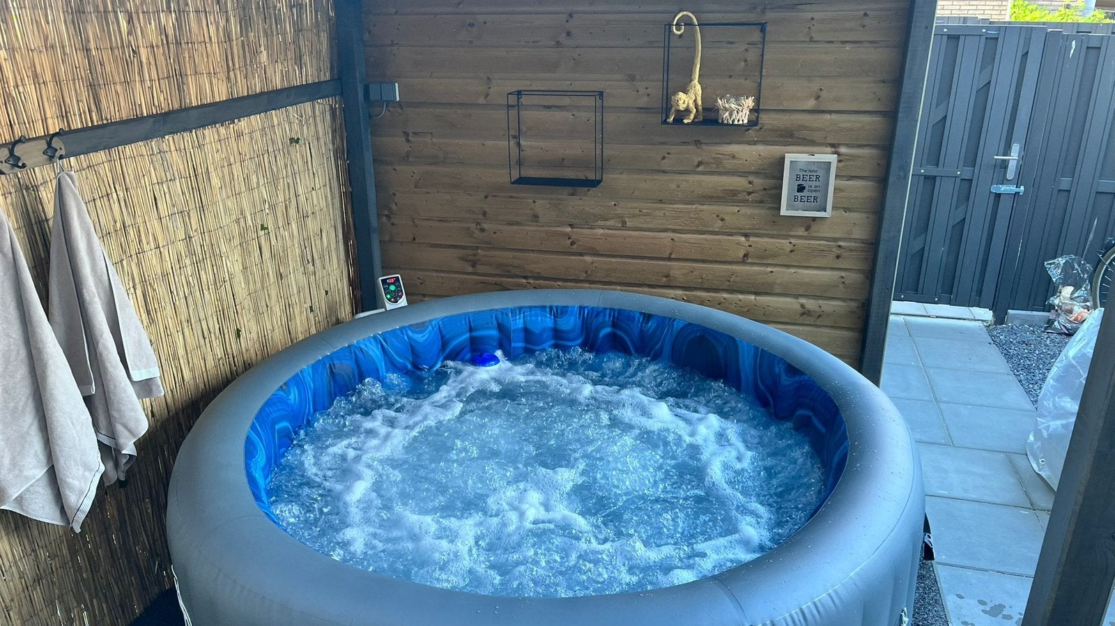 Lay-z spa Santorini 6 pers, Ophalen, Zo goed als nieuw