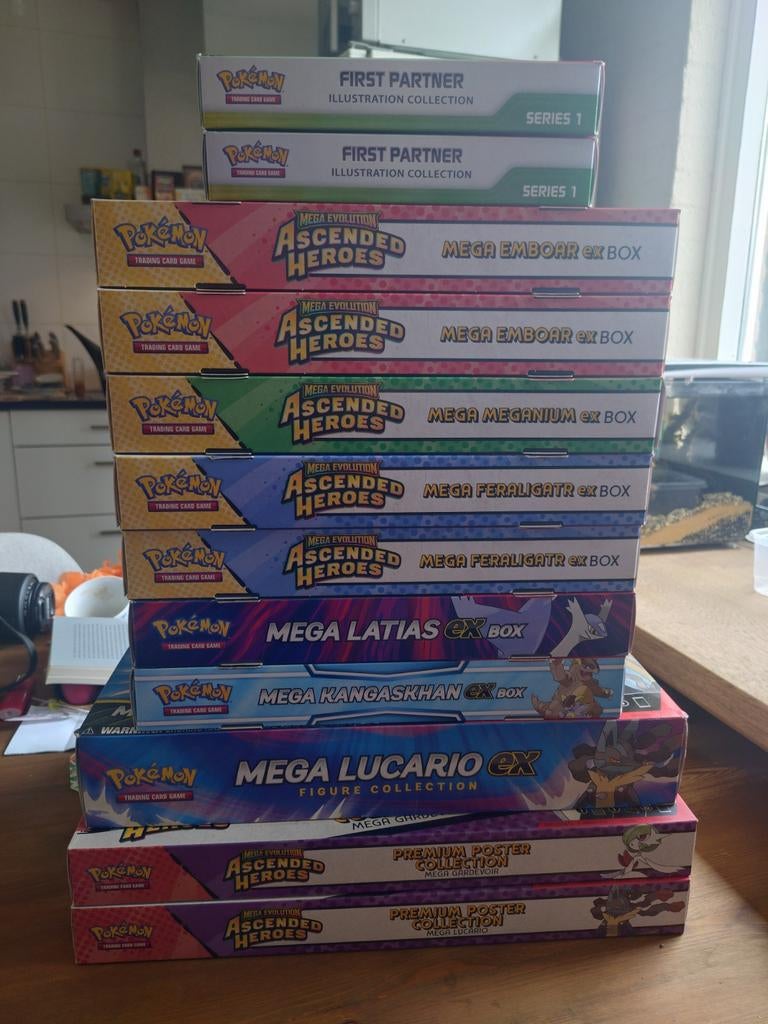 Grote collectie sealed Pokémon, Ophalen of Verzenden, Nieuw, Boosterbox