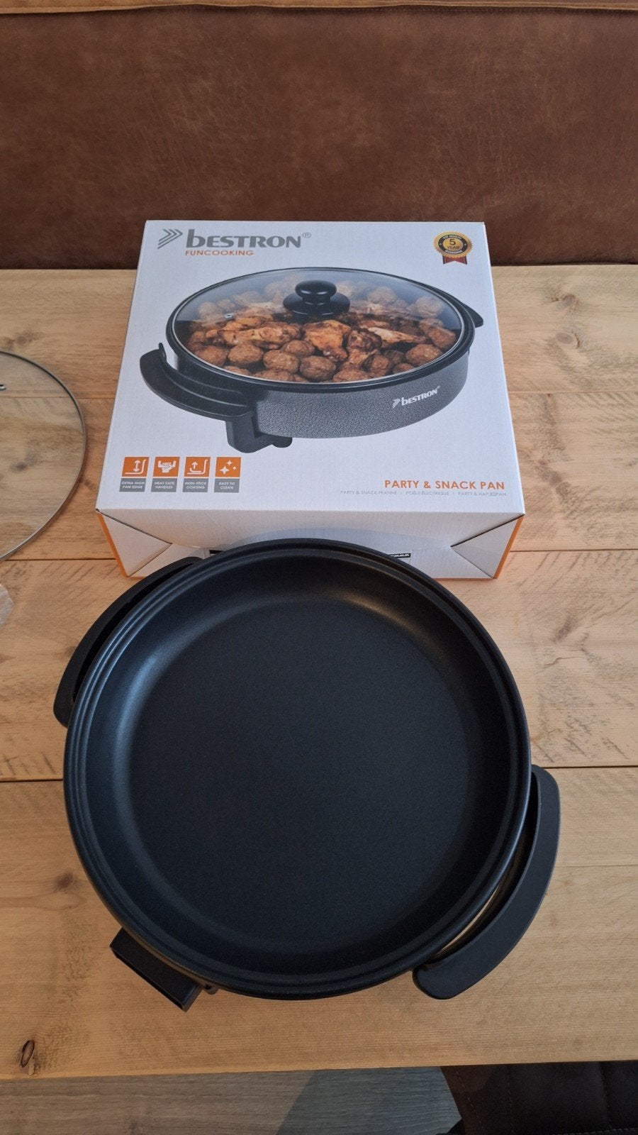 Bestron Party & Snack Pan -  in doos, Ophalen, Zo goed als nieuw, Rvs