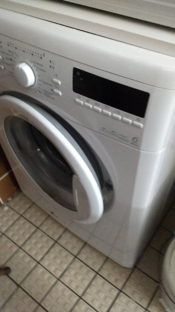 wasmachine   Whirlpool, Ophalen, Zo goed als nieuw, Voorlader, 85 tot 90 cm