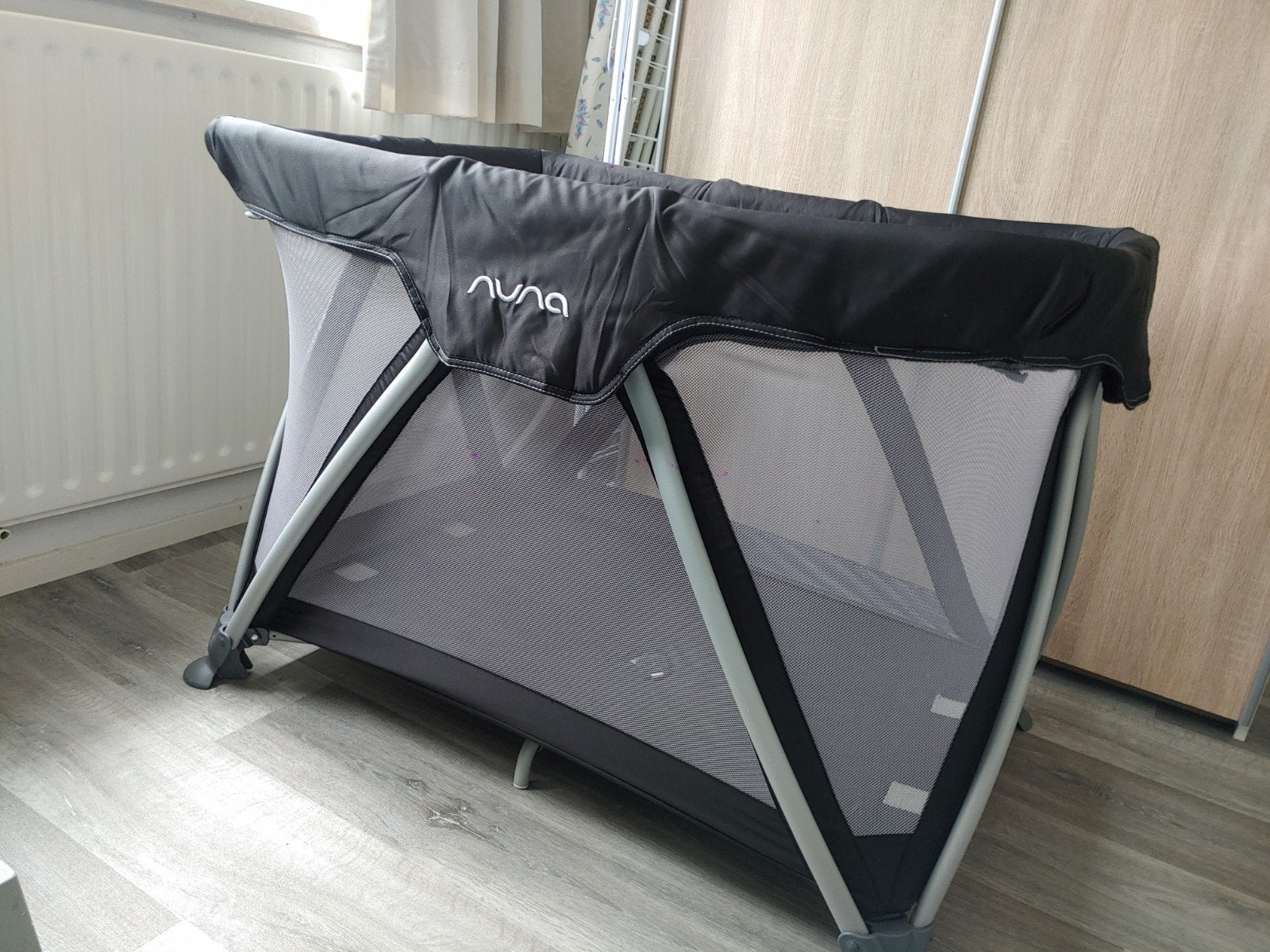 Zgan Nuna Sena campingbedje, reisbedje, opvouwbare box, Ophalen, Zo goed als nieuw, Campingstoel