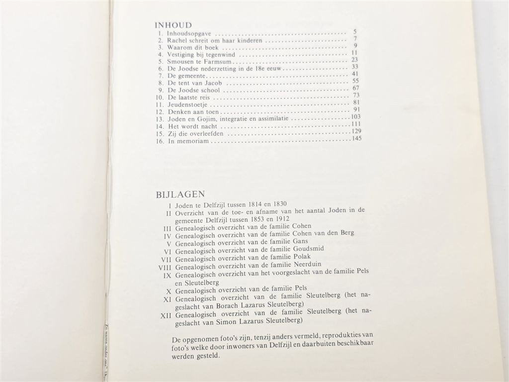 Ze Waren Onder Ons — 300 Jaar Joden Delfzijl 1642-1942, Ophalen of Verzenden, Gelezen
