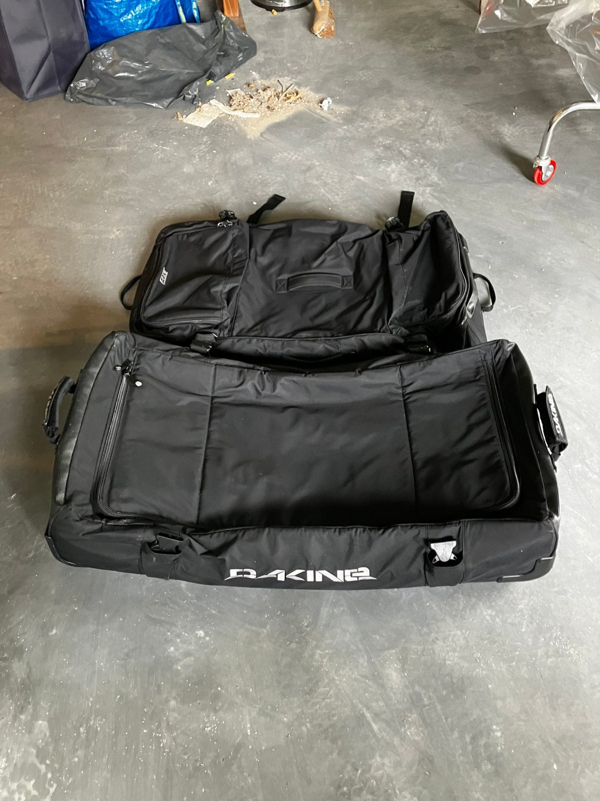 Dakine reistas groot, Ophalen, Zo goed als nieuw, 30 cm of meer