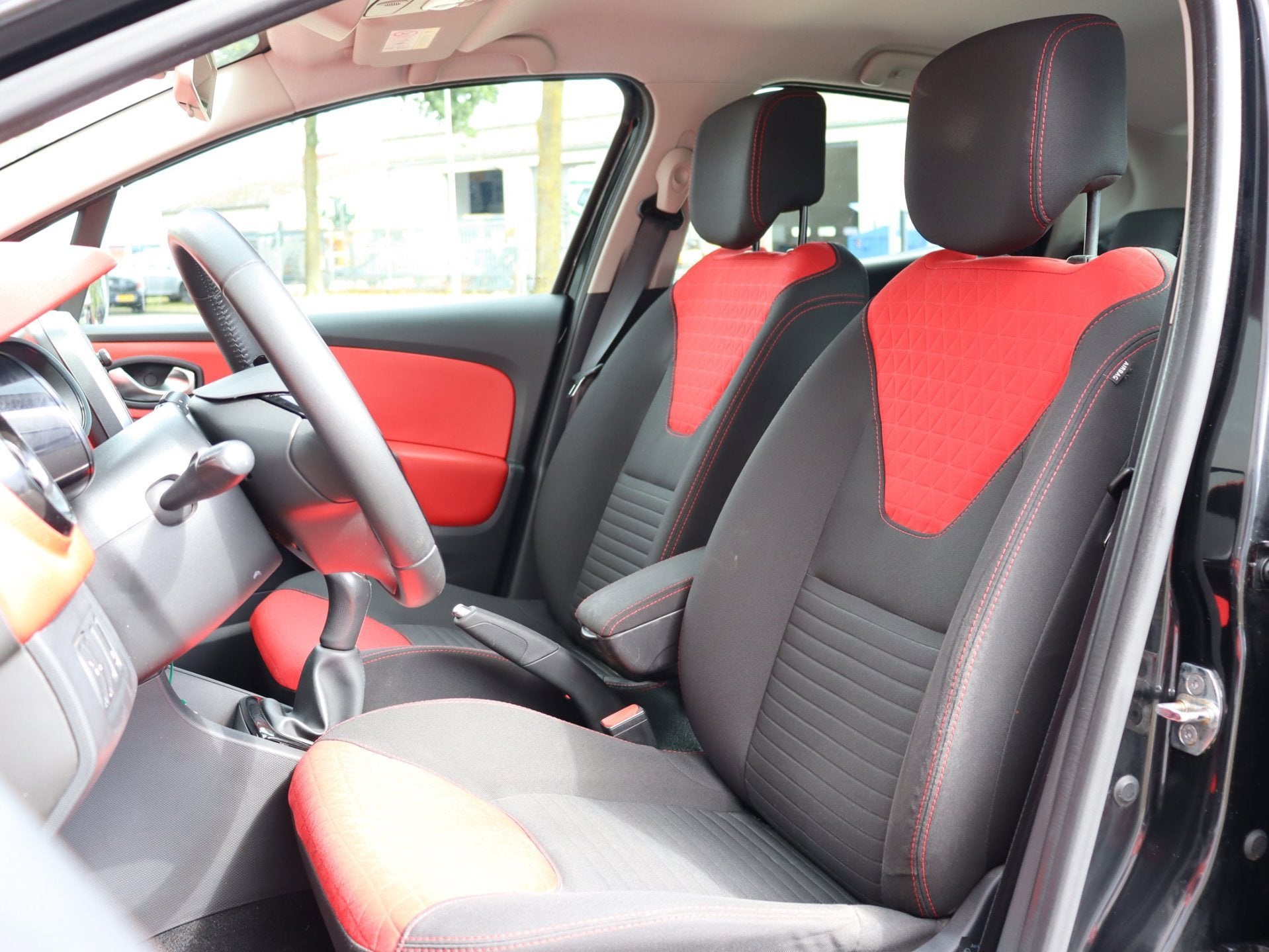 Foto 12 van Renault Clio 0.9 TCe ECO Night&Day navi LM 4-deurs *99.000km