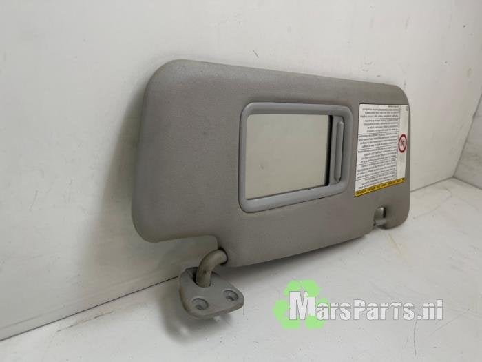 Zonneklep van een Daihatsu Cuore, Auto-onderdelen, Interieur en Bekleding, Gebruikt, Daihatsu, -, -