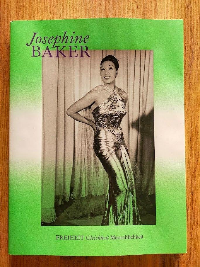 Josephine Baker - Freiheit Gleichheit Menschlichkeit (2023), Ophalen of Verzenden, Zo goed als nieuw, Personen