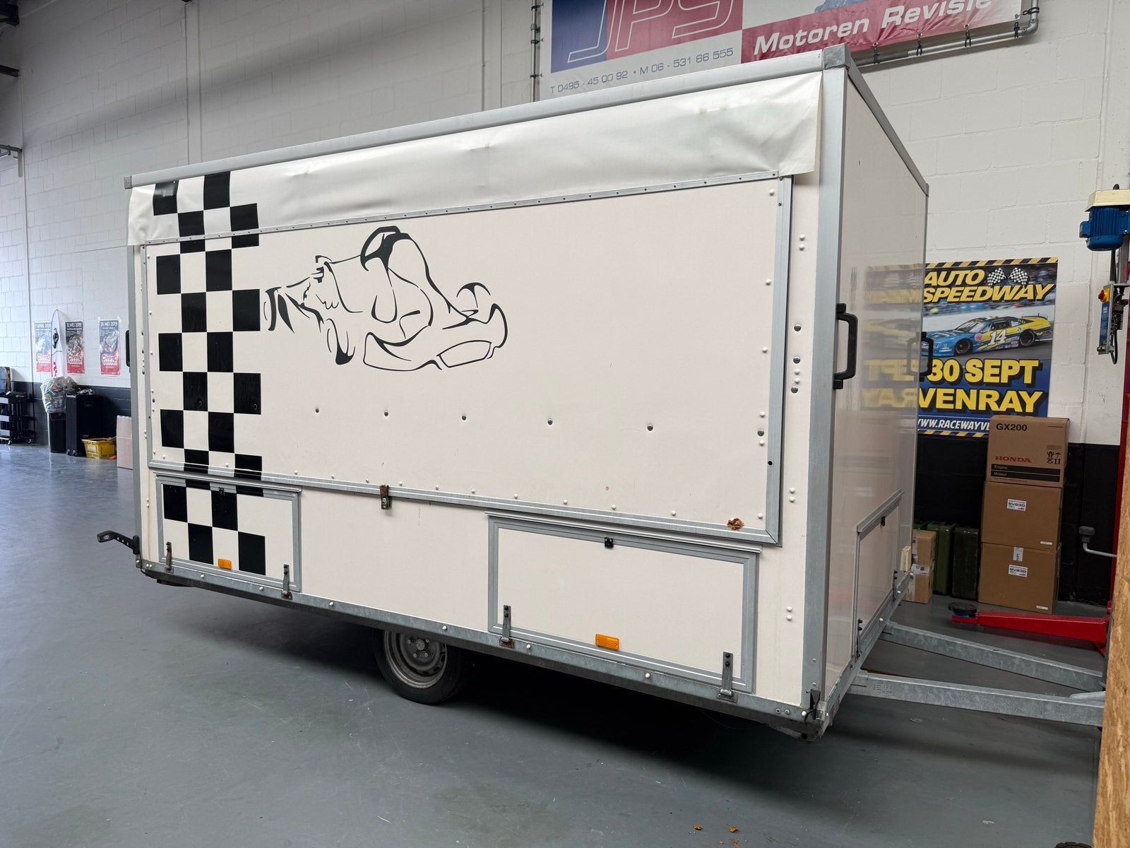 Sallas Gesloten aanhangwagen/verkoopwagen met serviceluik, Ophalen, Gebruikt