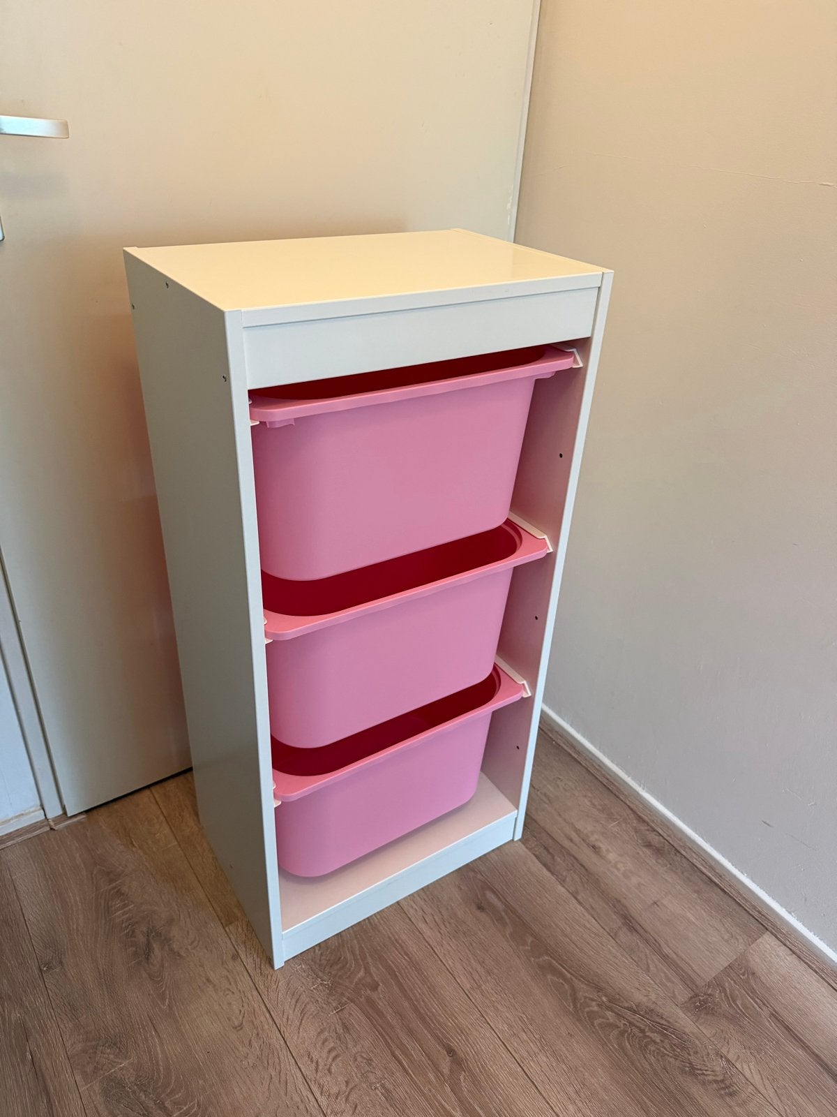 IKEA TROFAST opbergcombinatie met 3 roze bakken, Ophalen, Gebruikt