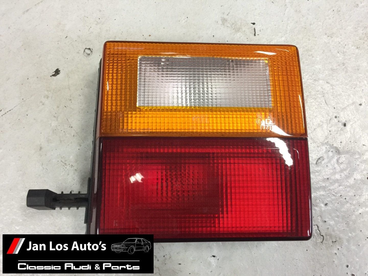 Achterlicht rechtsbinnen Audi 100 typ 44 C3/ 80 B2 445945094, Gebruikt, -, -, -