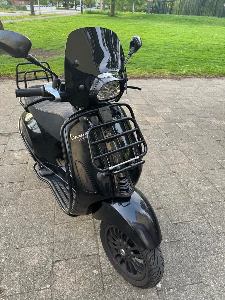 Vespa Sprint 80cc 2016 - Zwart, Ophalen, Gebruikt, Overige modellen, 80 cc