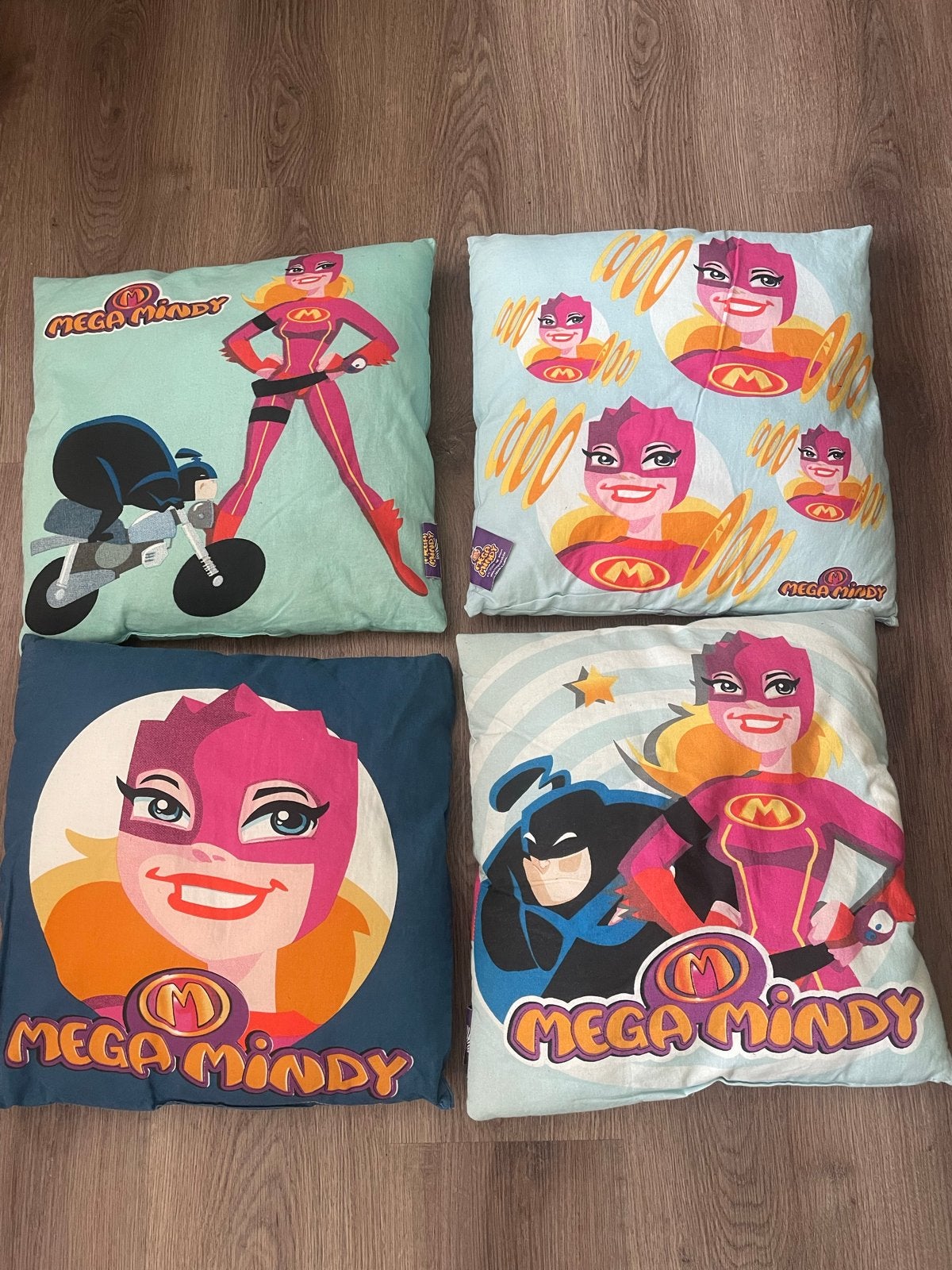 4 Mega Mindy Kussen, Ophalen of Verzenden, Gebruikt, Jongen of Meisje