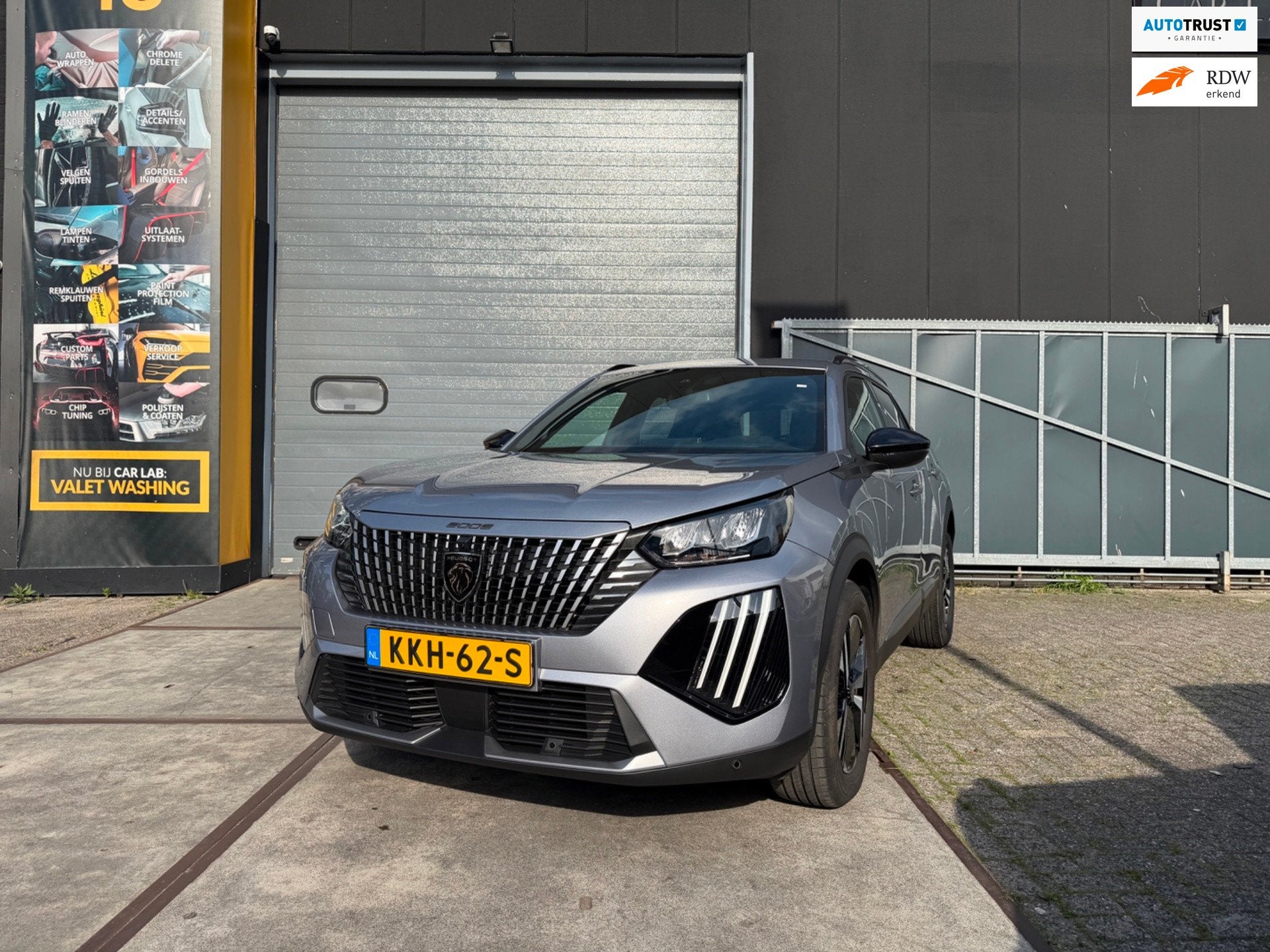 Peugeot 2008 1.2 PureTech 100 Allure | Apple Car Play | Nieu, 101 pk, Gebruikt, Euro 6, 1199 cc