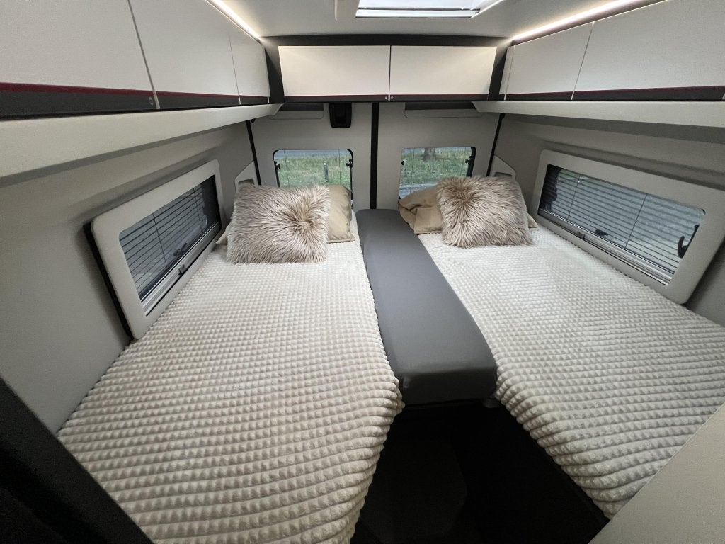Adria Twin 640 SLB Sports 9T AUTOMAAT ENKELE BEDDEN+HEFDAK, Automaat, Fiat, Tot en met 2, 6 tot 7 meter
