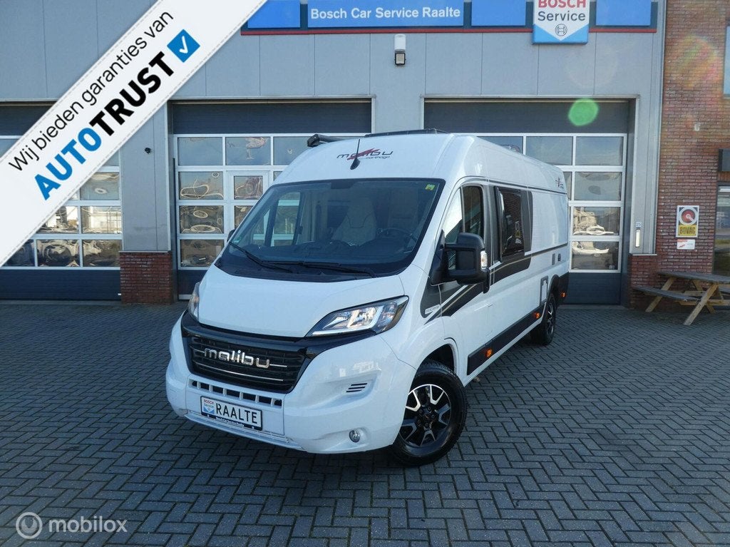 Carthago Malibu Van Comfort 640 LE AUTOMAAT| Lengtebedden, Caravans en Kamperen, Campers, Automaat, Buscamper of Camperbus, Ringverwarming