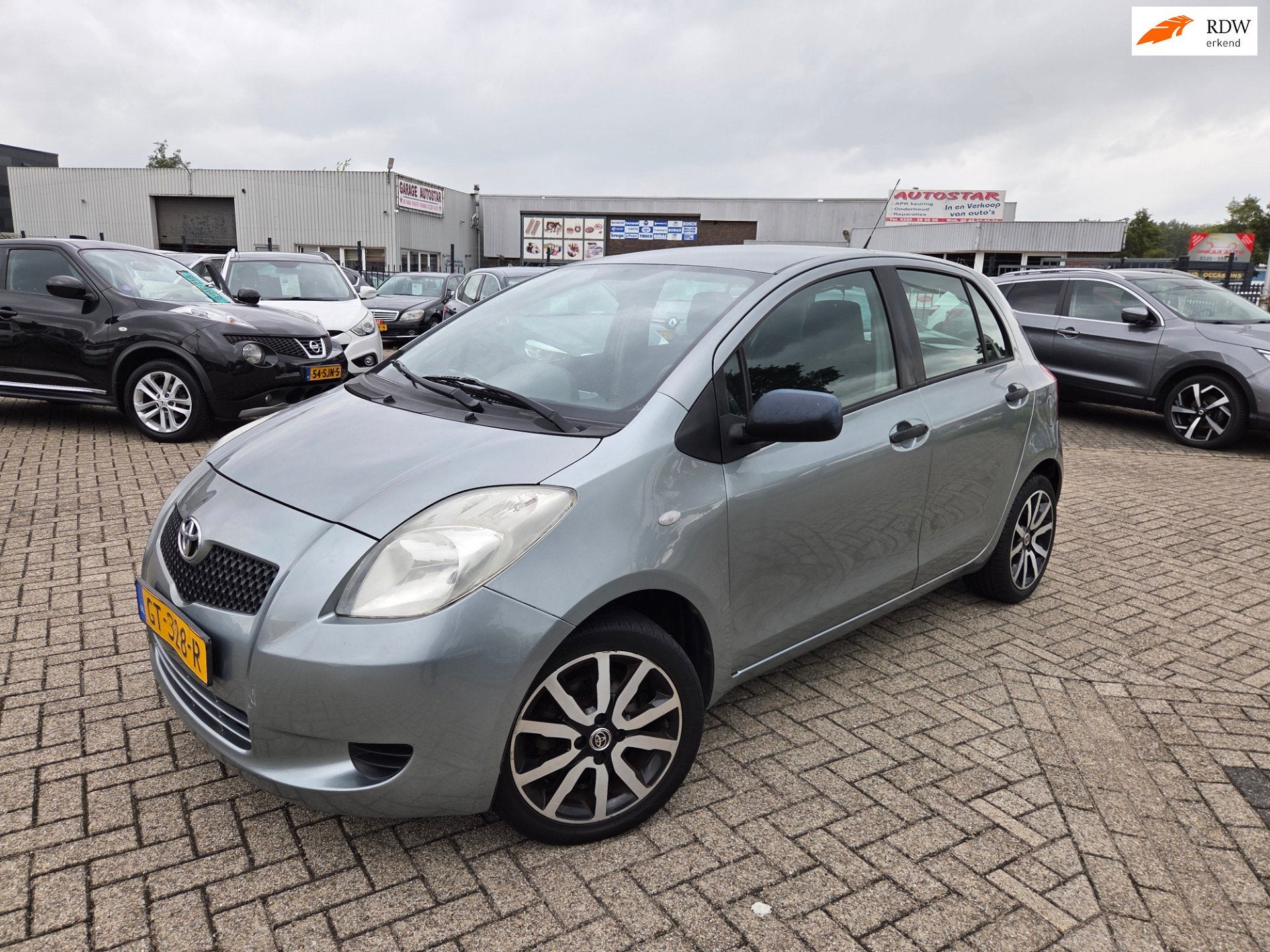 Toyota Yaris 1.0 VVTi +/TREKHAAK/AIRCO, Voorwielaandrijving, 750 kg, Origineel Nederlands, Bedrijf