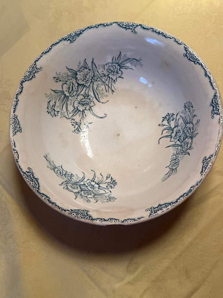 Antieke Terre de Fer schaal met bloemdecoratie, Antiek en Kunst, Ophalen of Verzenden
