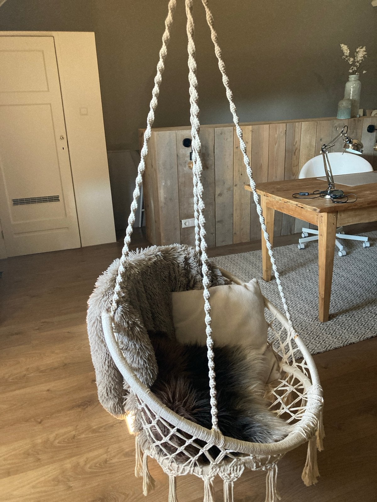 Macramé hangstoel zonder kussens, Ophalen, Gebruikt, Wit, Eén