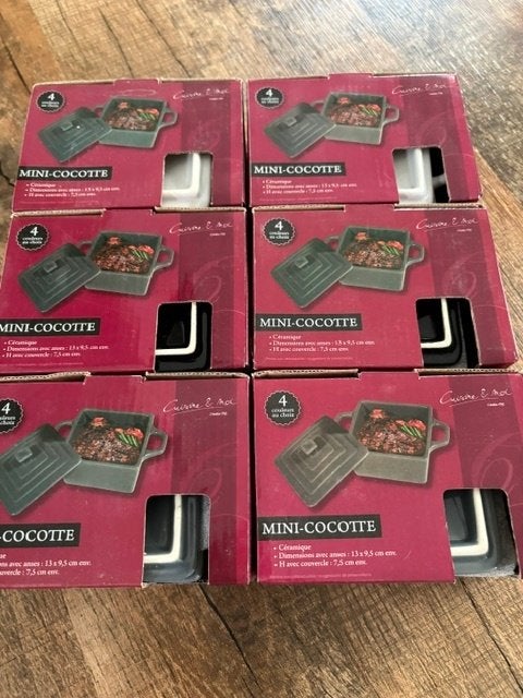 Nieuw: 6 mini cocotte's, mini braadpannetjes., Ophalen, Overige typen, Nieuw, Met deksel