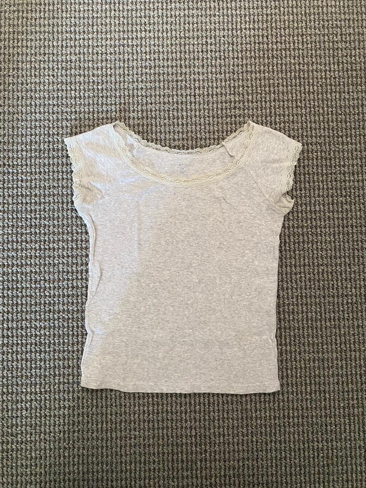 Brandy Melville top lichtgrijs - maat XS/S, Verzenden, Korte mouw, Maat 34 (XS) of kleiner, Grijs
