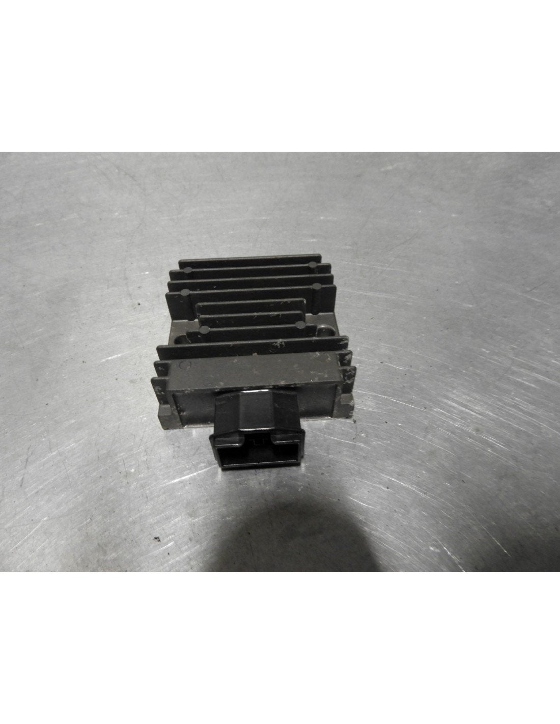 CBR250R 2011 - 2013 Honda Spanningsregelaar D1-41510, Motoren