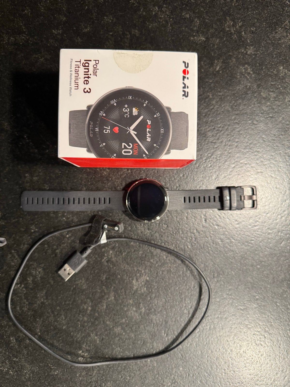 Polar Ignite 3 Titanium Fitness & Wellness Horloge, Sieraden, Tassen en Uiterlijk, Stappen, Zwart, Ophalen of Verzenden, Zo goed als nieuw