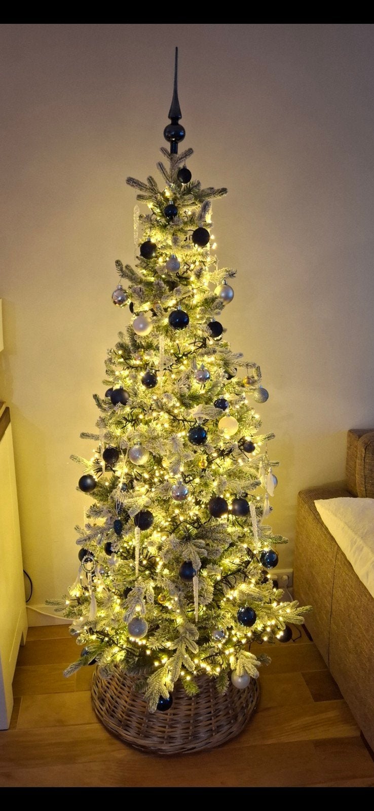 kerstboom met sneeuw 180cm, Ophalen, Zo goed als nieuw