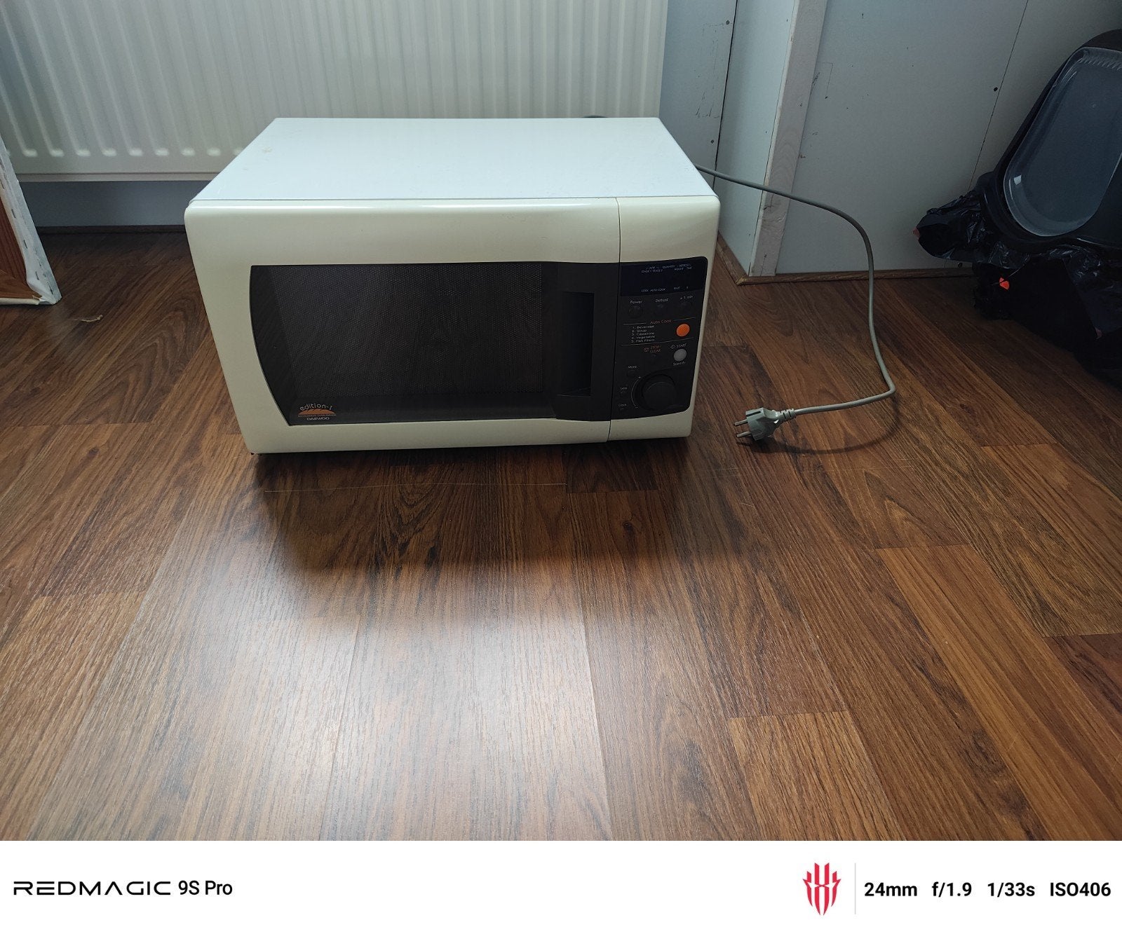 Daewoo vrijstaande magnetron met draaiplateau, Witgoed en Apparatuur, Ophalen, Gebruikt, Hete lucht, Magnetron