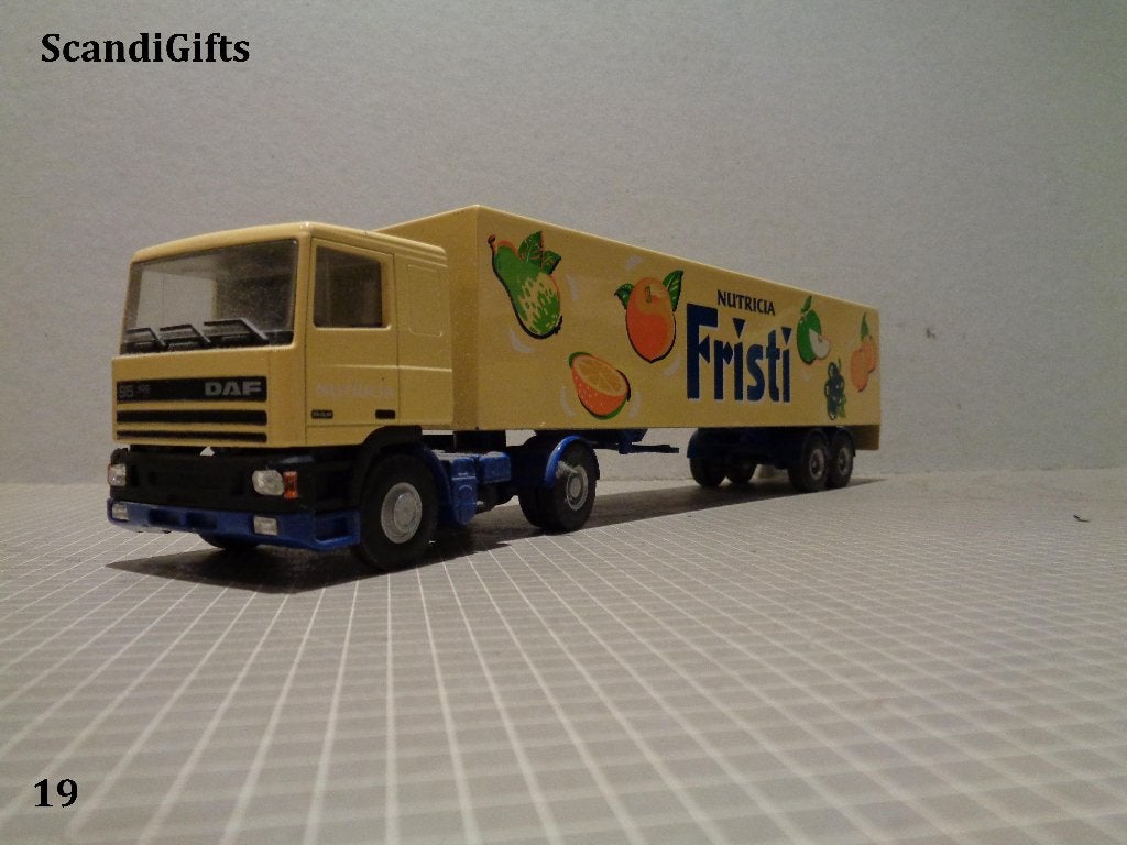 lion daf 95 fristi geel, Ophalen of Verzenden, Zo goed als nieuw, Bus of Vrachtwagen, Lion Toys